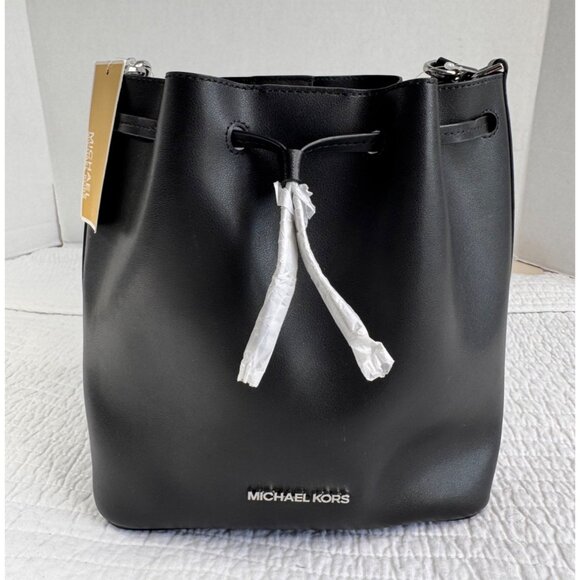 NWT Michael Kors Eden Leather Bucket Shoulder Black Bag Purse - Picture 2 of 13